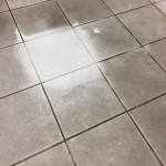 Dégraissant alcalin et mousseux concentré. Pas adapté à l’aluminium - Image 1