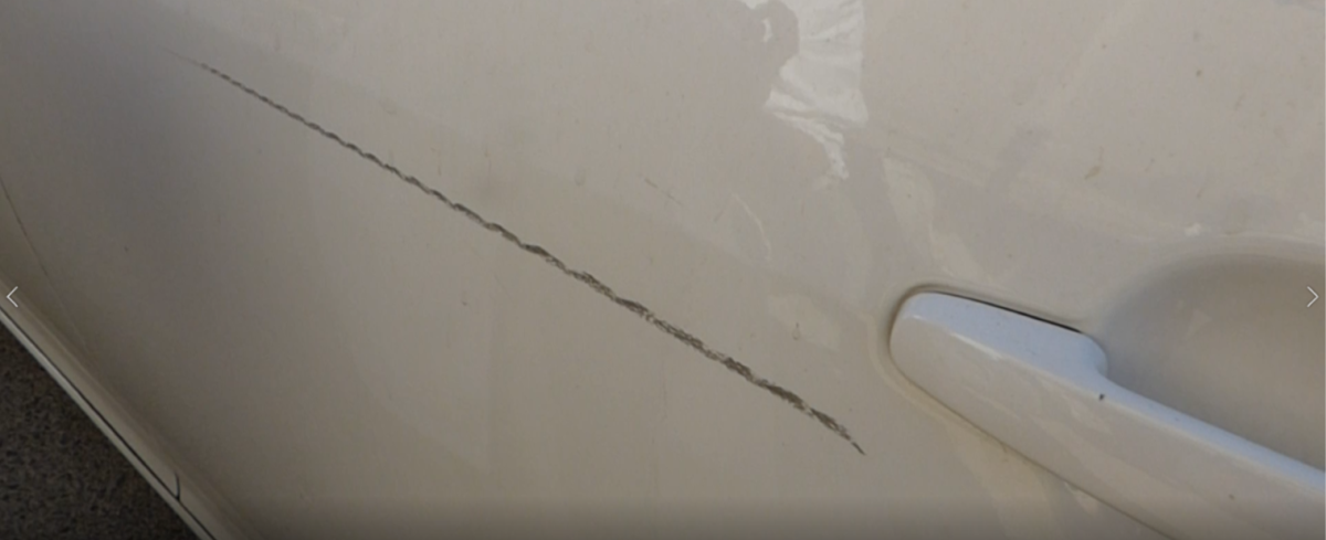 Decapante em aerossol para remover tinta transferida de veículos