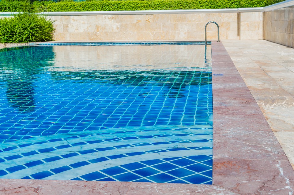 piscina antideslizante