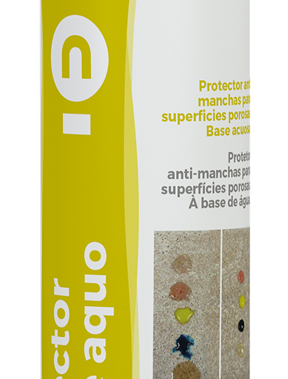 Protecteur oléofuge et antitaches en phase aqueuse